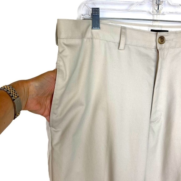 Lands’ End Tailored Fit Khaki Pants Size 37 - Picture 7 of 13